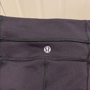 Lululemon skinny groove black yoga pants